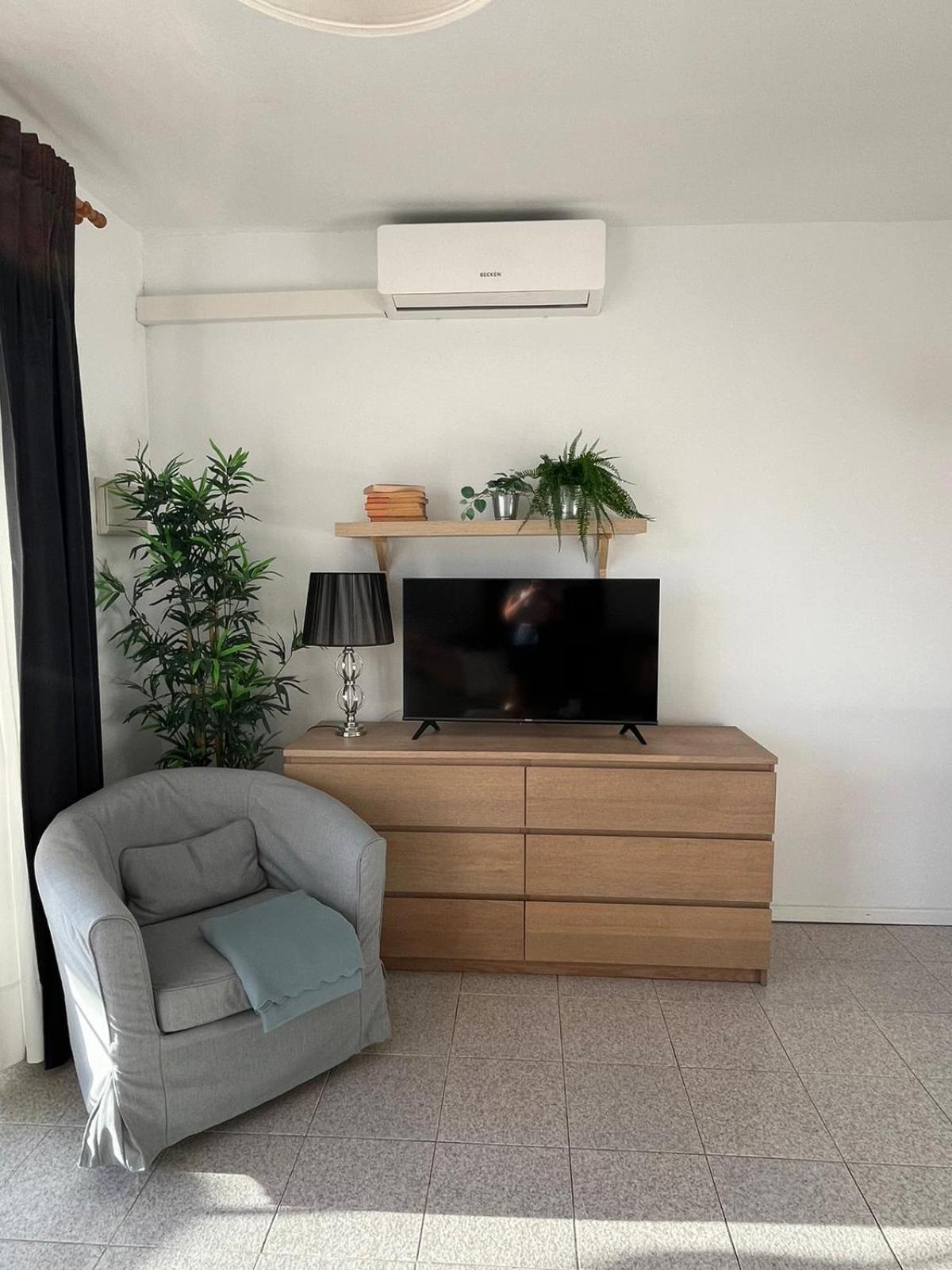 Apartment Crater 2 *